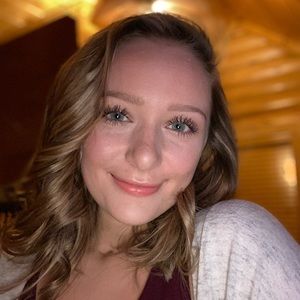 Meet your Posher, Makenzie